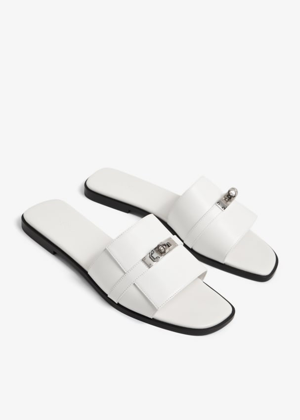 THUNDER SLIDES (BROWN) BY JACKIE